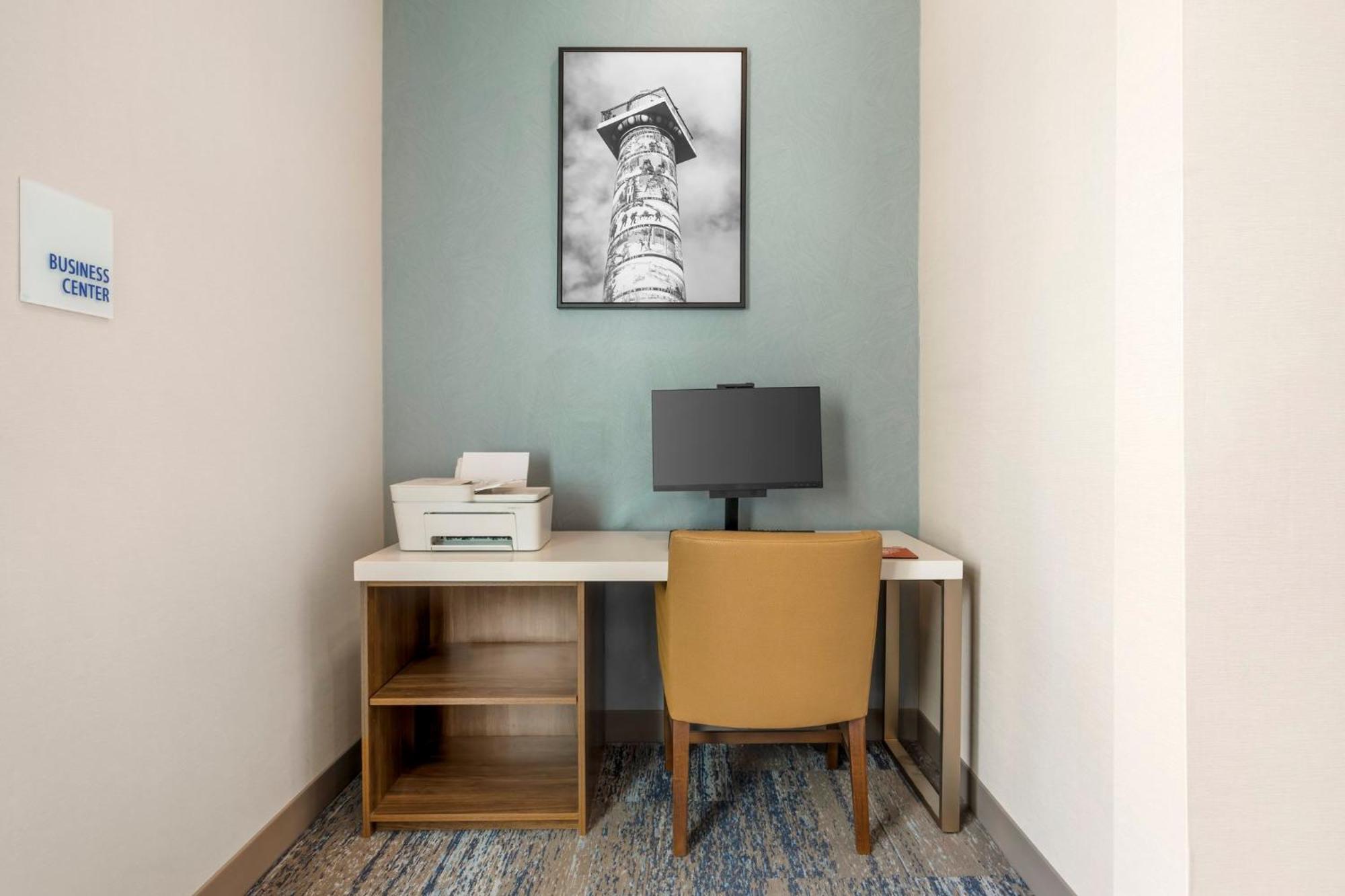 Holiday Inn Express Hotel & Suites Astoria By Ihg Esterno foto