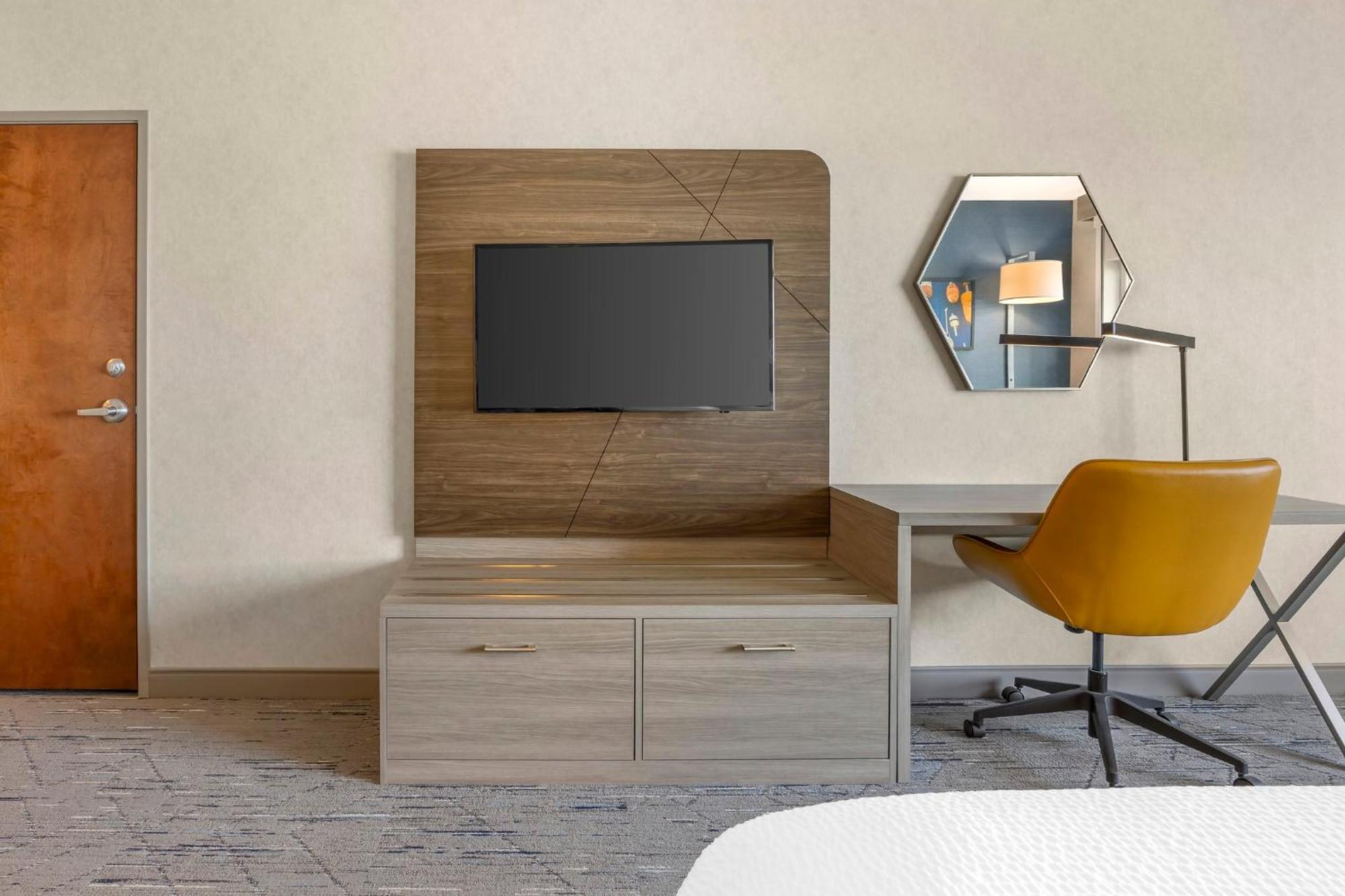 Holiday Inn Express Hotel & Suites Astoria By Ihg Esterno foto