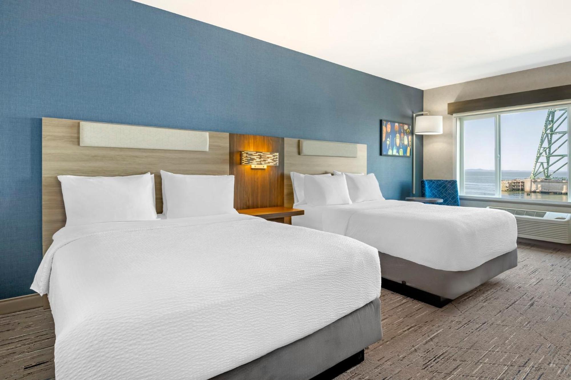 Holiday Inn Express Hotel & Suites Astoria By Ihg Esterno foto