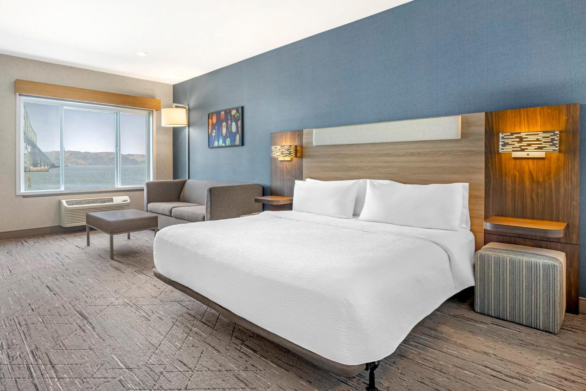 Holiday Inn Express Hotel & Suites Astoria By Ihg Esterno foto